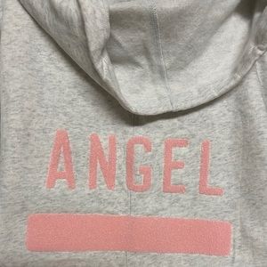 🆕Victoria Secret Ángel Cowl Sweater